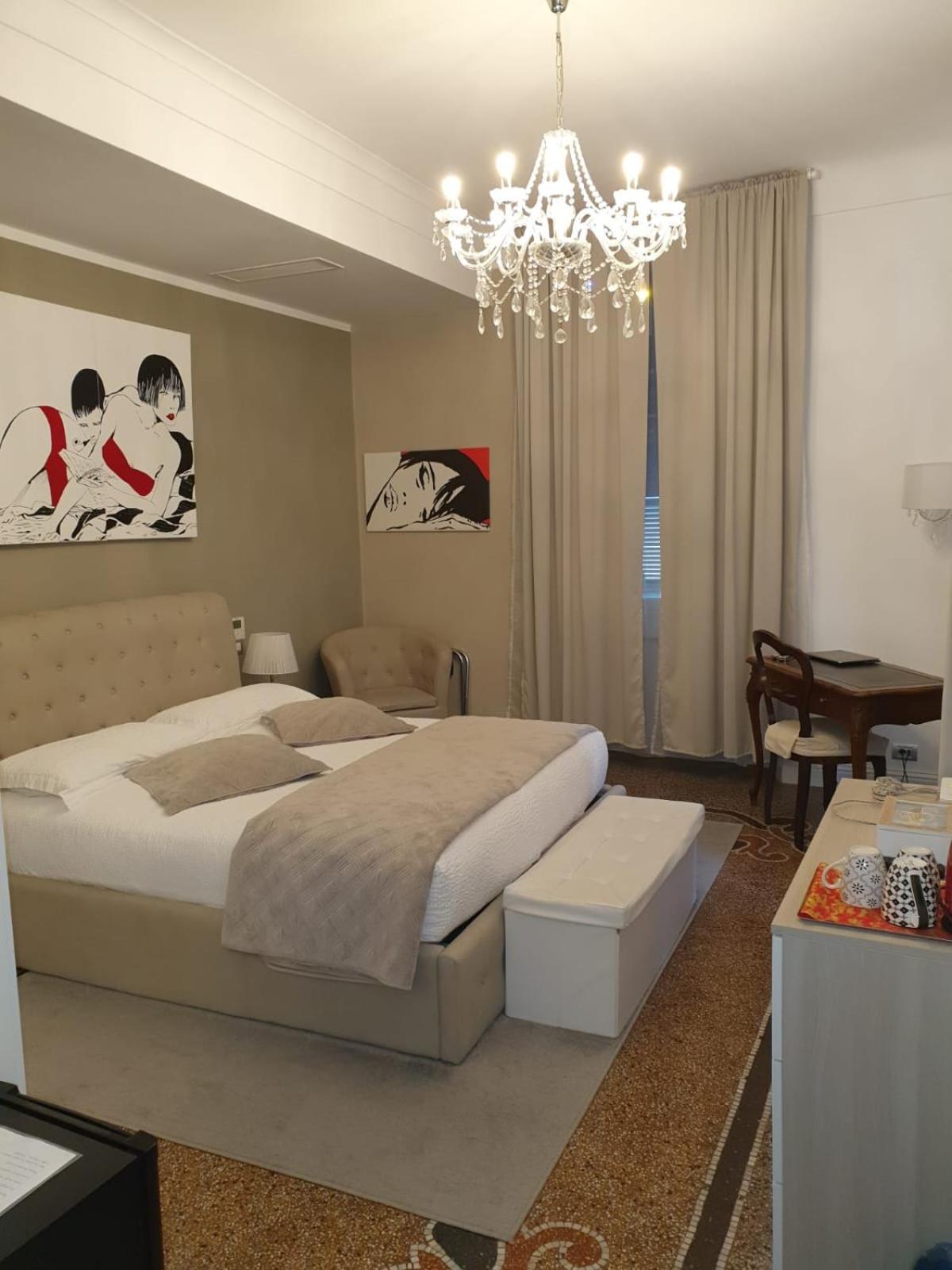 Varazze Suite Sauna E Hammam Екстериор снимка