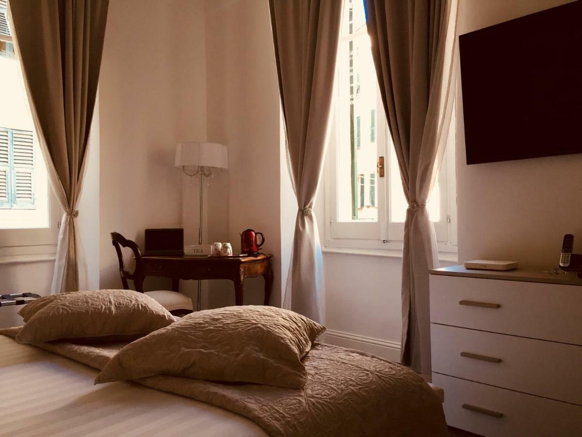 Varazze Suite Sauna E Hammam Екстериор снимка
